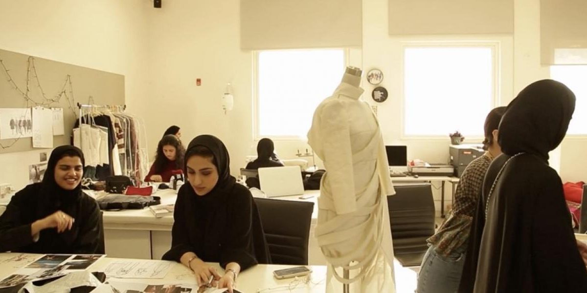 Farida Khelfa: Tαινία-ύμνος στις γυναίκες της Μέσης Ανατολής