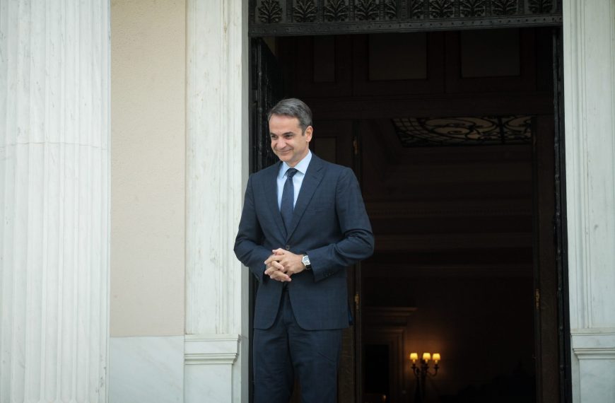 Τέσσερις κυβερνητικοί εκπρόσωποι σε δύο χρόνια- Ένα …ρεκόρ που λέει πολλά