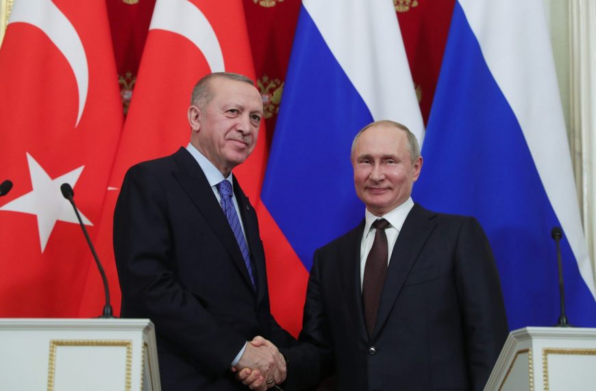 Financial Times: Πούτιν -Ερντογάν, δύο ηγέτες συνωμοσιολόγοι που&hellip;