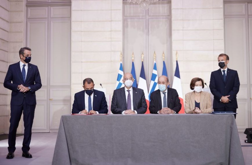 Γιάννης Βαληνάκης / Συμφωνία με τη Γαλλία: Αμεσα κέρδη, χρυσωρυχείο ευκαιριών, ελλοχεύοντες&hellip;