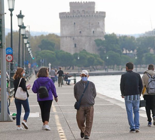 Ερευνα της διαΝΕΟσις: Οι Έλληνες μετά από 20 μήνες πανδημίας