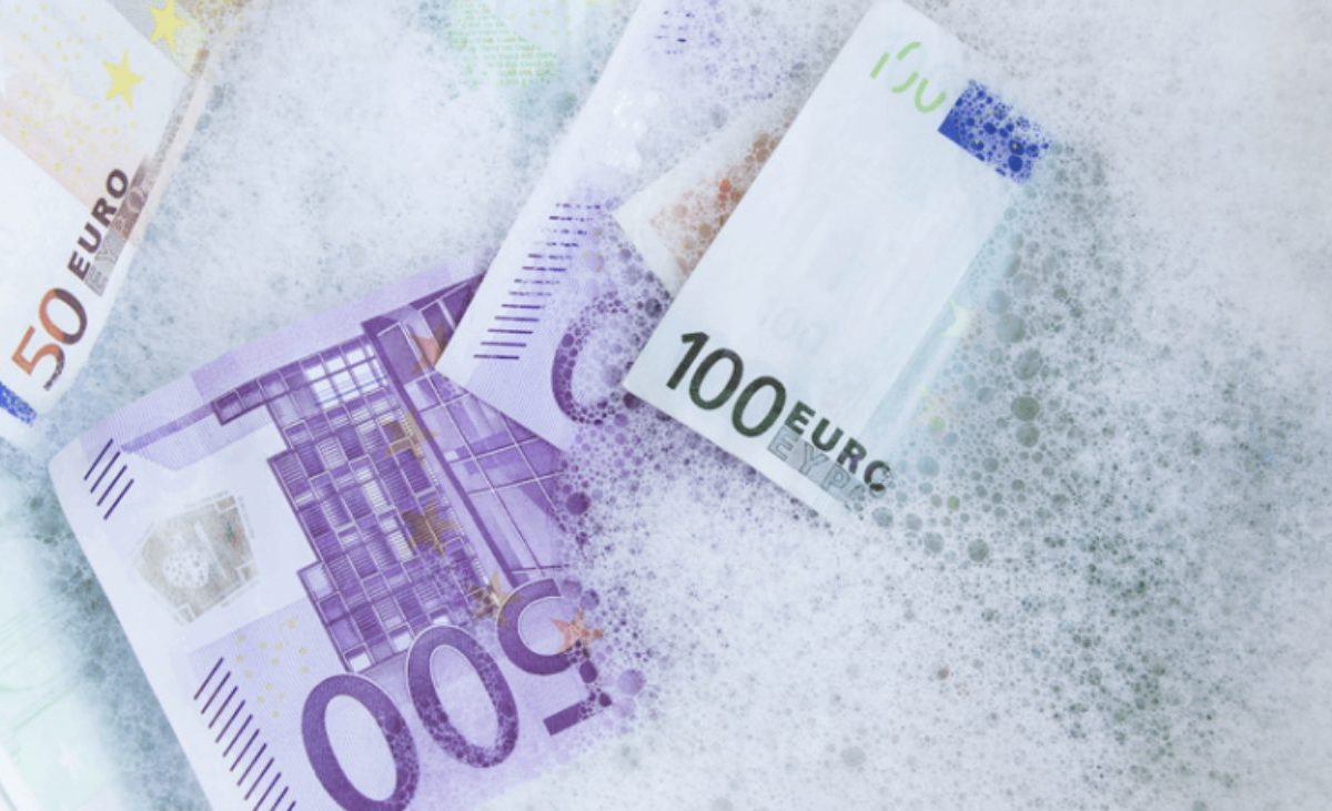 Ξέπλυμα χρήματος: Οι 27 ύποπτες κινήσεις που το προδίδουν