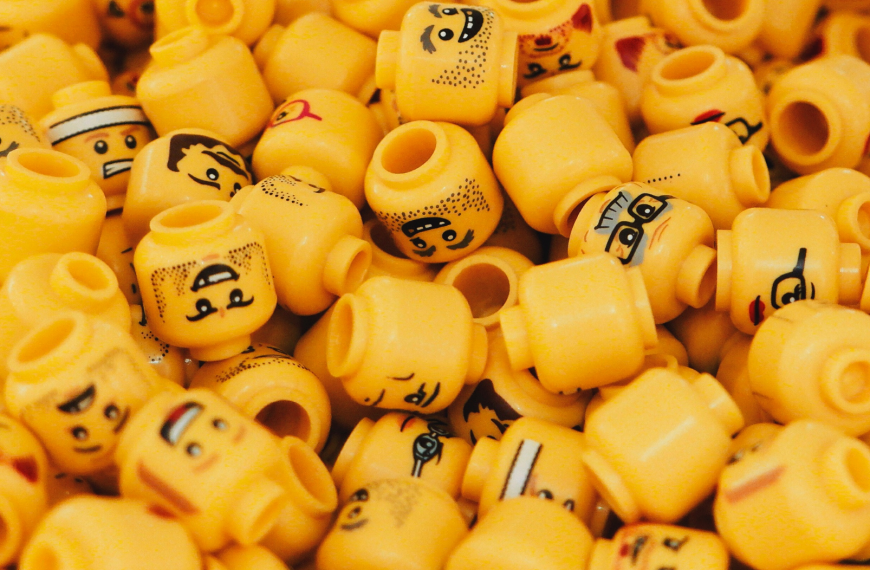 Ξεφεύγοντας από τη νόρμα του μέσου Έλληνα