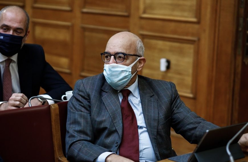 Ο (και) εντατικολόγος κύριος Μπάμπης