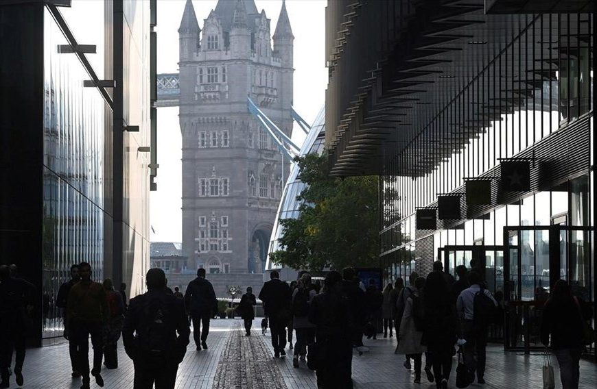 Ο πληθωρισμός «πνίγει» την Βρετανία