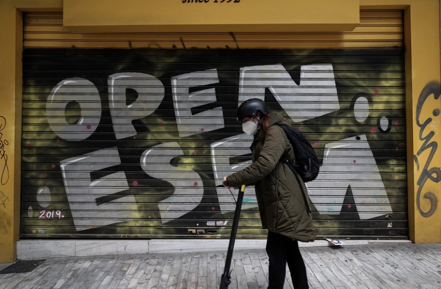 Βασιλακόπουλος: Τα lockdown μείωσαν την ανοσία στους κοινούς ιούς