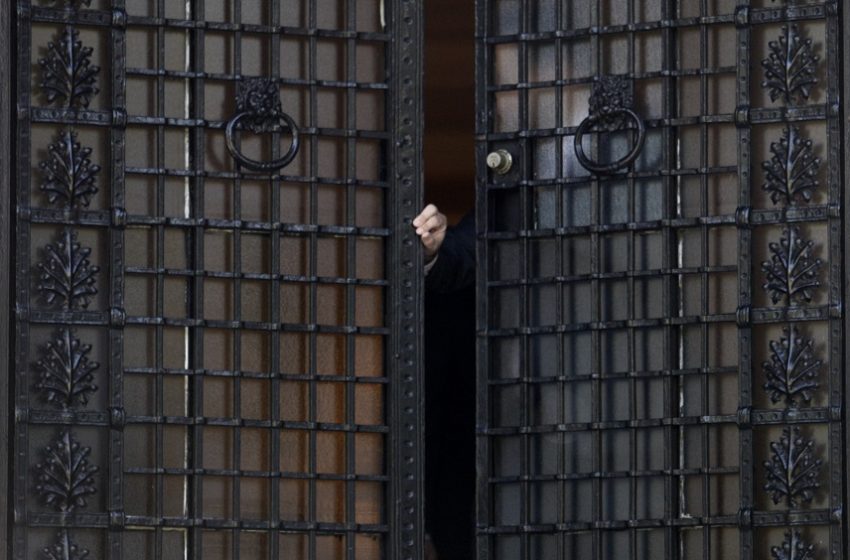 Θανάσης Κουκάκης: Έτσι συνδέονται Μαξίμου και παρακολουθήσεις Ελλήνων πολιτών από την ΕΥΠ
