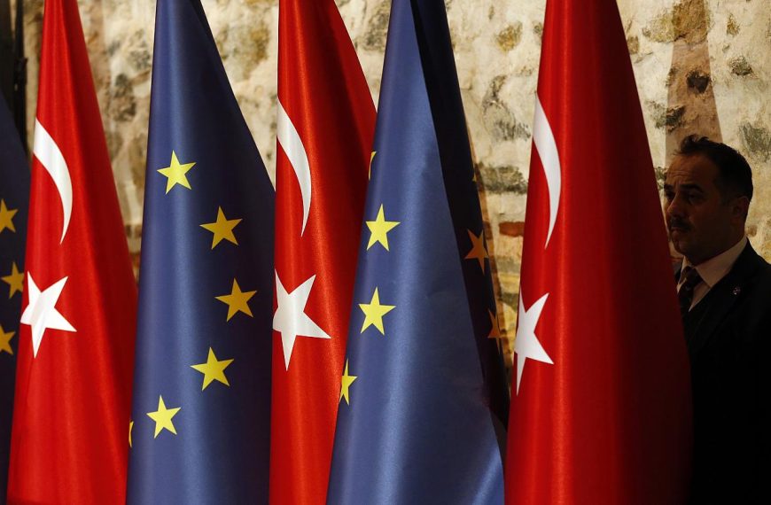 Εκ νέου στις καλένδες οι κυρώσεις στην Τουρκία από το ΣΕΥ