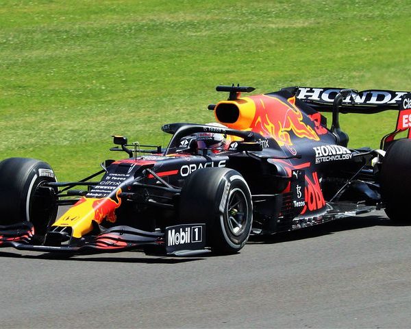 Συμμετοχή του Λιούις Χάμιλτον σε ταινία σινεμά για τη Φόρμουλα&hellip;