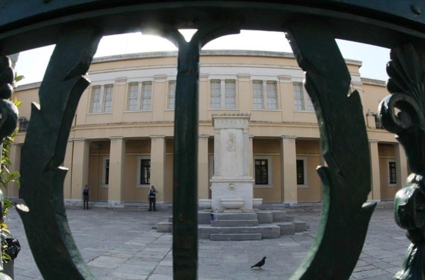 Εκκενώθηκε η κατάληψη της πρυτανείας του ΕΚΠΑ