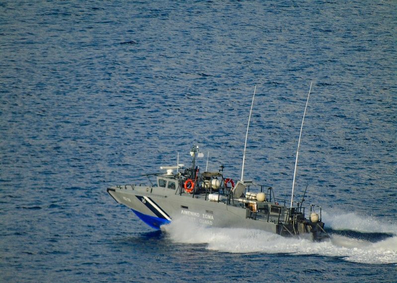 Τήλος: Προσάραξε πλοίο με σημαία Τουρκίας και 17 μέλη πληρώματος