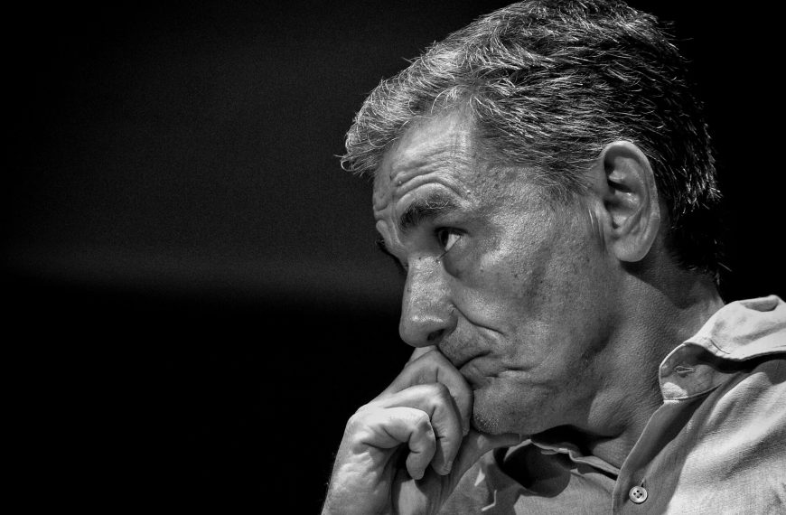 Μια “persona brillante”, ένα “ψάρι στο μέλι”…