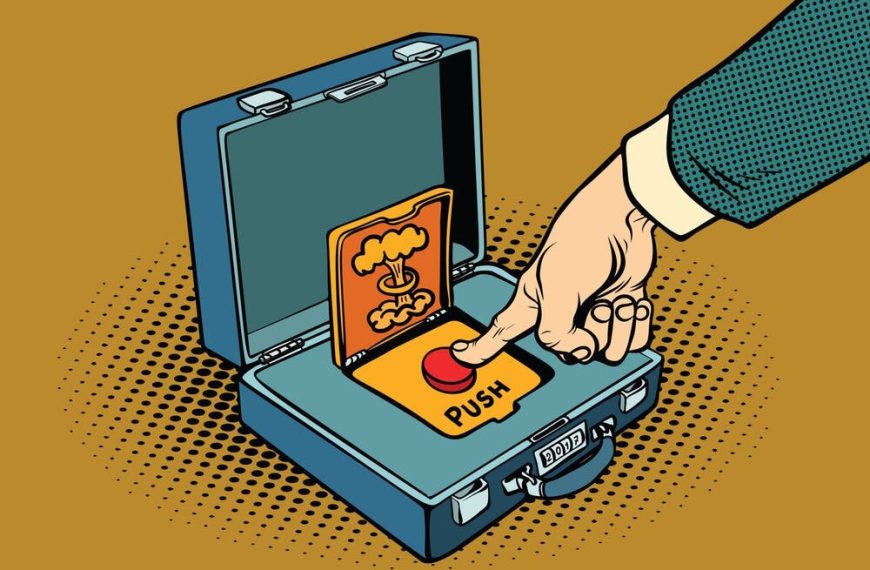 Τα κουμπιά της Δύσης, της Ρωσίας και της Αλέξαινας