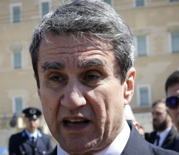 Λοβέρδος: Ο ΣΥΡΙΖΑ επιμένει στη λάσπη – ΣΥΡΙΖΑ: Τότε γιατί&hellip;