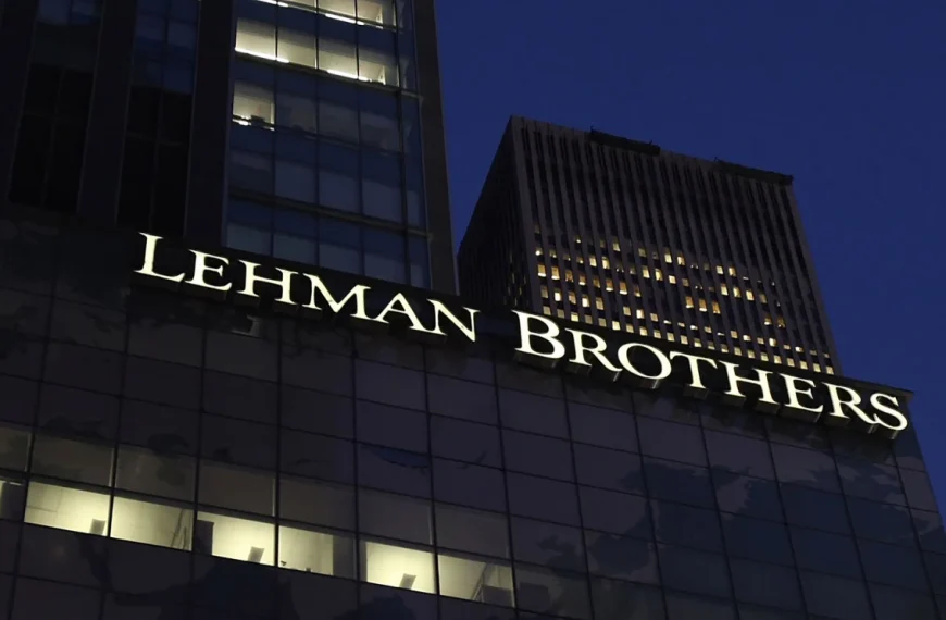 Το φάντασμα της Lehman Brothers ξυπνά και στην Ελλάδα