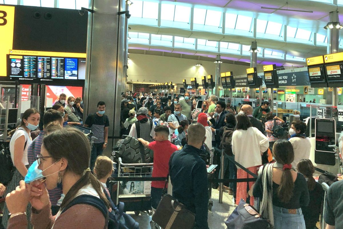 Χάος στις αερομεταφορές – Αιτία οι απεργίες, η αύξηση της ζήτησης και η…