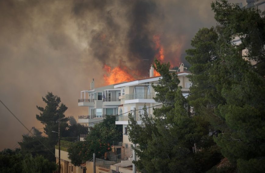 Πυρκαγιές: Η Αθήνα ανάμεσα στις πιο ευάλωτες πόλεις του κόσμου