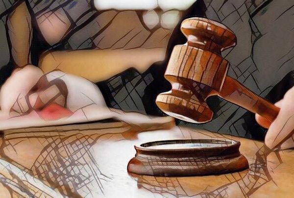 ΗΠΑ: Θαρραλέος δικαστής ανέστειλε την απόφαση Τραμπ για το νομικό καθεστώς 532.000&hellip;