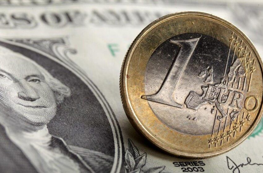 Ποιος θα σώσει το ευρώ, 10 χρόνια μετά το «ό,τι χρειαστεί» του Ντράγκι ;
