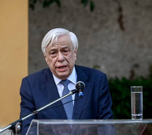 Παυλόπουλος: Παντελώς έωλοι οι τουρκικοί ισχυρισμοί για Μουφτή και δήθεν&hellip;