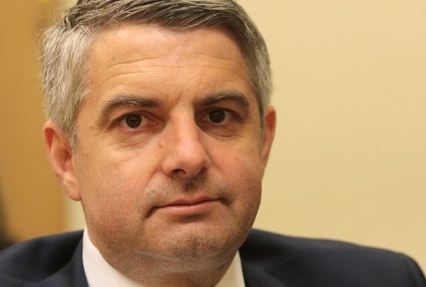 Κωνσταντινόπουλος: Ποιος ο ρόλος των προσώπων και των εταιρειών που εκπροσωπούν το&hellip;