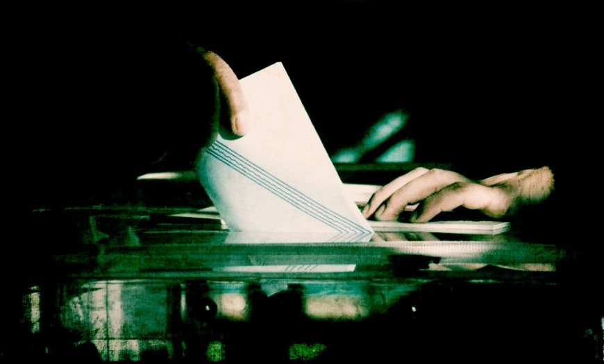 ΣΥΡΙΖΑ: Πάρτι διασπάθισης δημοσίου χρήματος με 2,3 εκατ. απευθείας αναθέσεις σε δημοσκοπικές εταιρίες