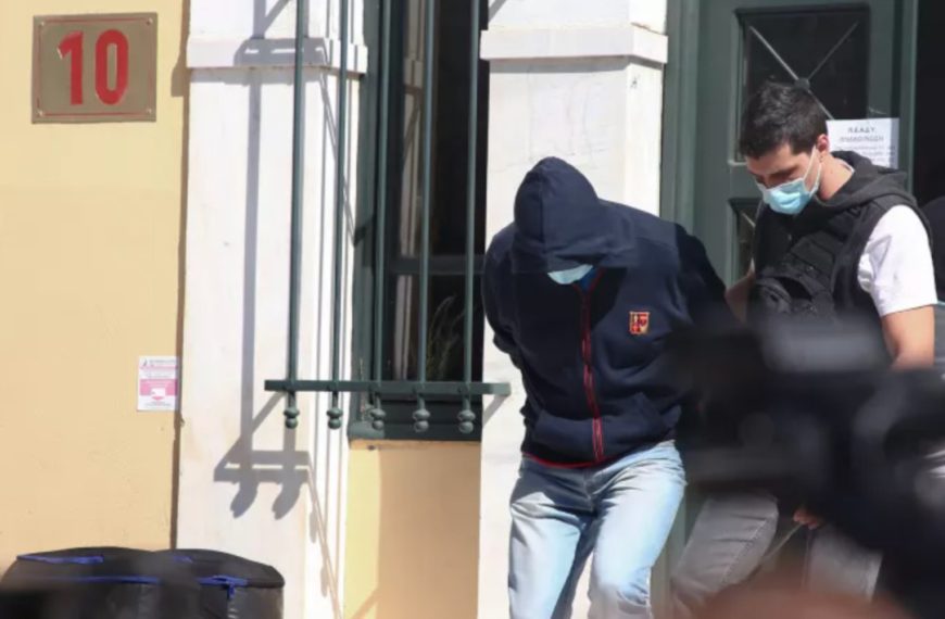 Κύκλωμα μαστροπών: Τα όσα καταγγέλει η δικηγόρος της 12χρονης από τον Κολωνό