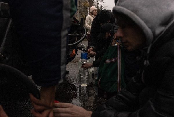 Χιονίζει το Κίεβο: Εκατομμύρια Ουκρανοί παραμένουν χωρίς ηλεκτρικό ρεύμα