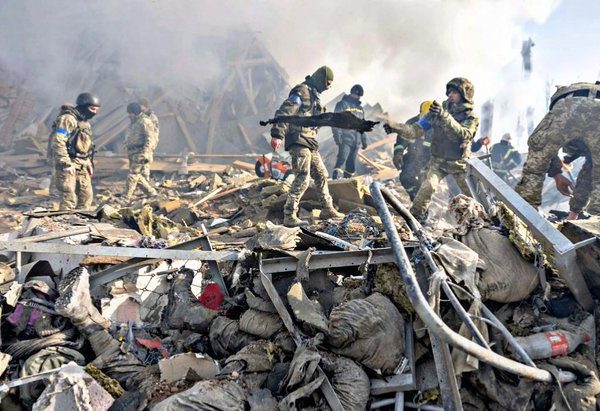 Εκρήξεις στο Κίεβο – Ηχούν σειρήνες σε όλη την Ουκρανία