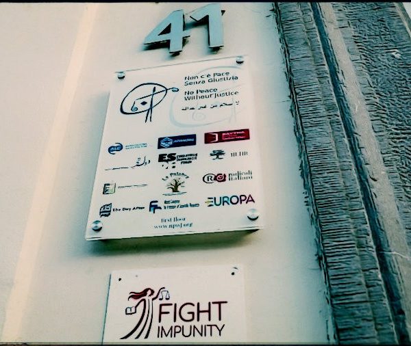 Politico για MKO Fight Impunity: Πώς στήθηκε η “βιτρίνα” με&hellip;