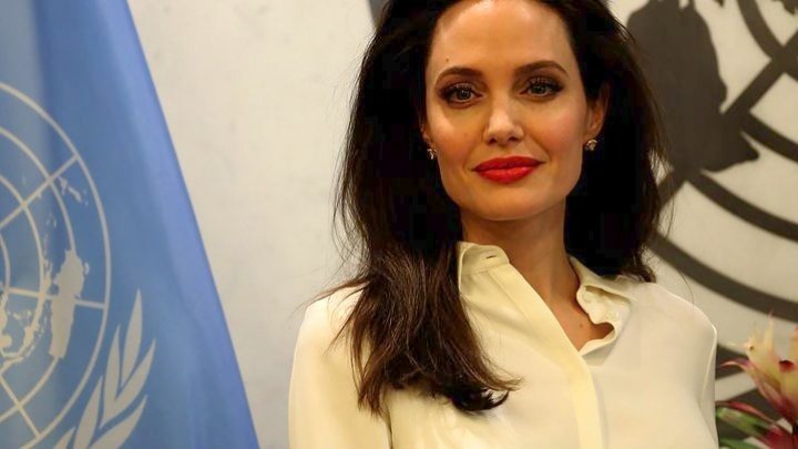 Η Αντζελίνα Τζολί αποχωρεί από τον ρόλο της πρέσβειρας της Ύπατης Αρμοστείας του ΟΗΕ