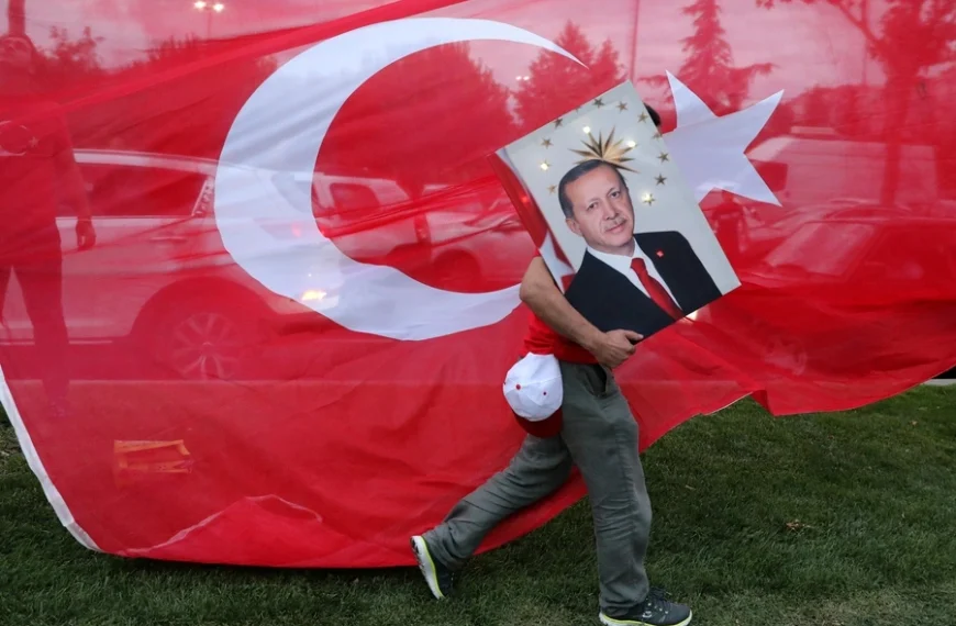 Δημήτρης Σταθακόπουλος / Σεισμός, Τουρκικές εκλογές και Ερντογάν