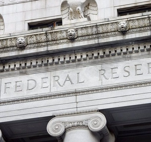 ΗΠΑ: Η Fed δεν θα βιαστεί να μειώσει τα επιτόκια&hellip;