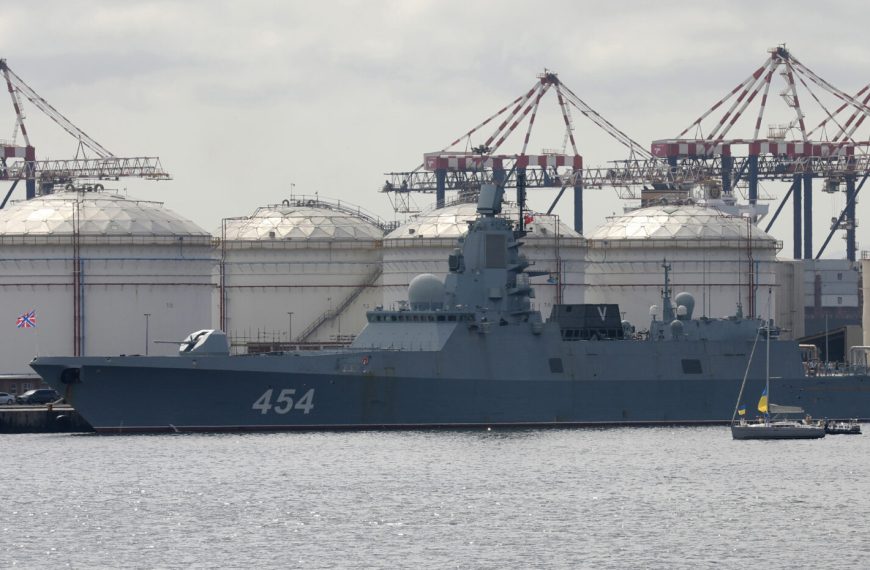 Ευ. Βενέτης / Οι σινο-ρωσικές στρατιωτικές ασκήσεις νότια της Αφρικής