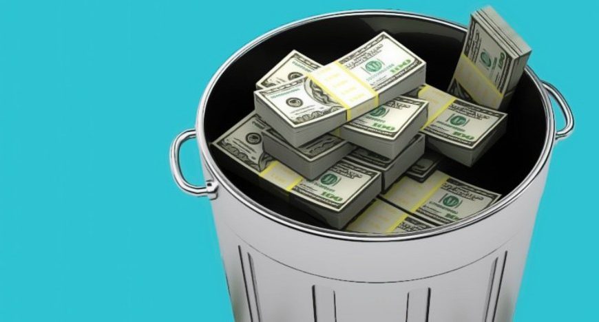 QatarGate: Το «ντιλ» Παντσέρι με την εισαγγελία και τα λεφτά που πετούσε στον… σκουπιδοτενεκέ