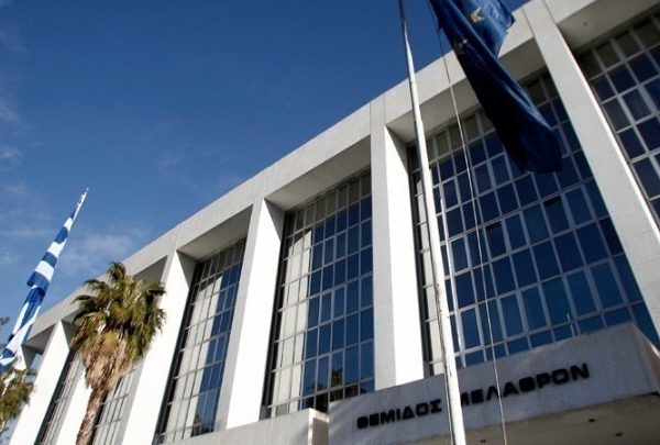 Άρειος Πάγος: Δέκα ημέρες πριν την κάλπη αλλάζουν τη σύνθεση&hellip;