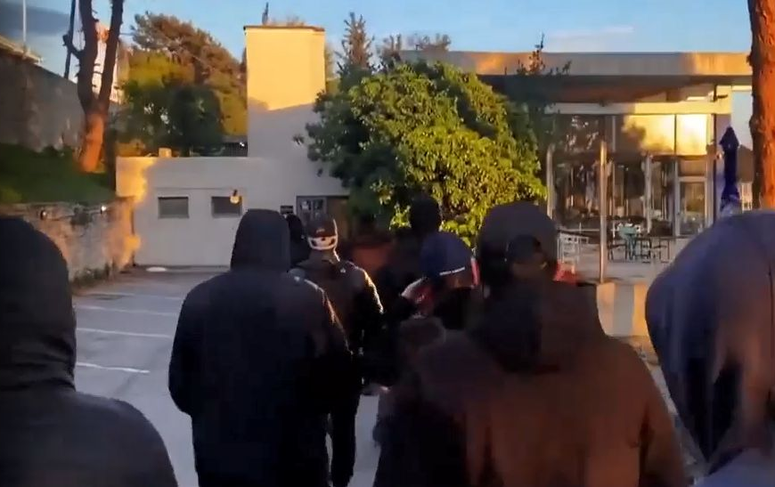 Εισαγγελική παρέμβαση για την επίθεση χρυσαυγιτών σε καλλιτέχνη στην Θεσσαλονίκη