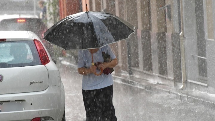 ΕΜΥ: Επιδείνωση καιρού αύριο και μεθαύριο- Κακοκαιρία «ILINA» με ισχυρές βροχές, καταιγίδες, χαλαζοπτώσεις