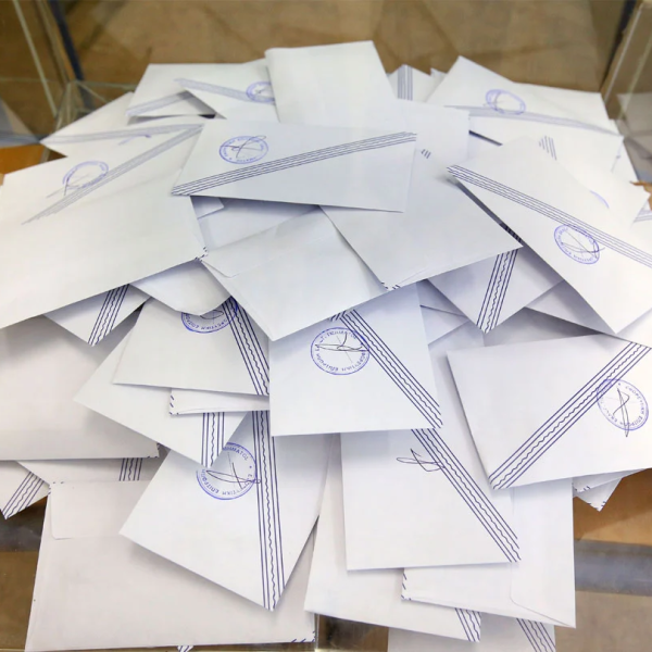 Εκλογές: Συλλήψεις για απόπειρα εξαγοράς εκατοντάδων ψήφων στην Καρδίτσα