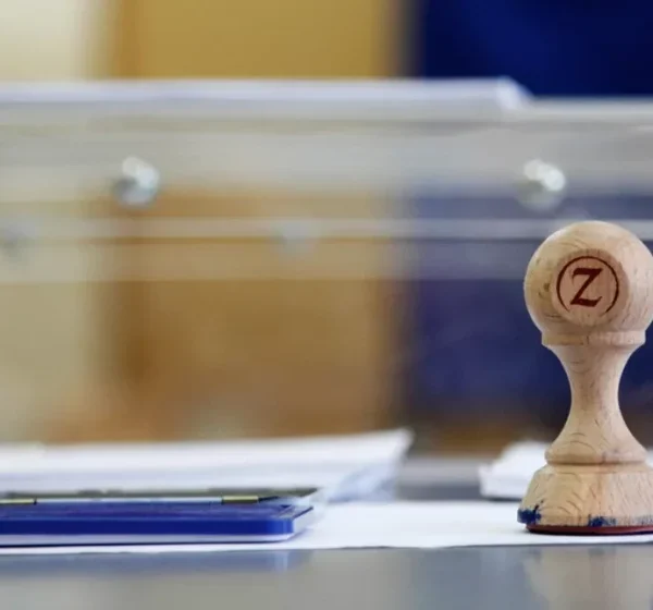 Οι προβλέψεις για τα ποσοστά Ν.Δ-ΣΥΡΙΖΑ στην τελική ευθεία