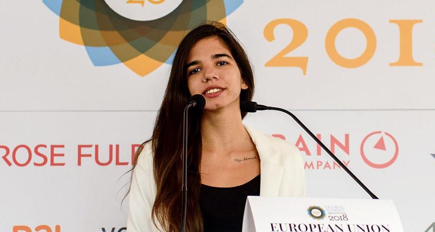 Διάνα Βουτυράκου: Τέσσερα σημεία για δημόσιο διάλογο με αφορμή την επίθεση στην Τράπεζα Θεμάτων