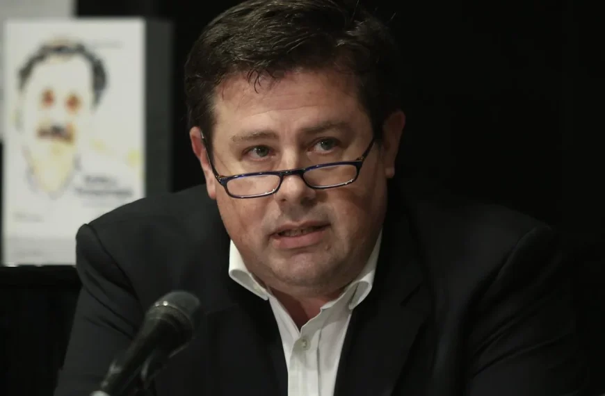 Μηνύσεις του εκδότη της «δημοκρατίας» Ιωάννη Φιλιππάκη κατά Μιωνή και Παπασταύρου