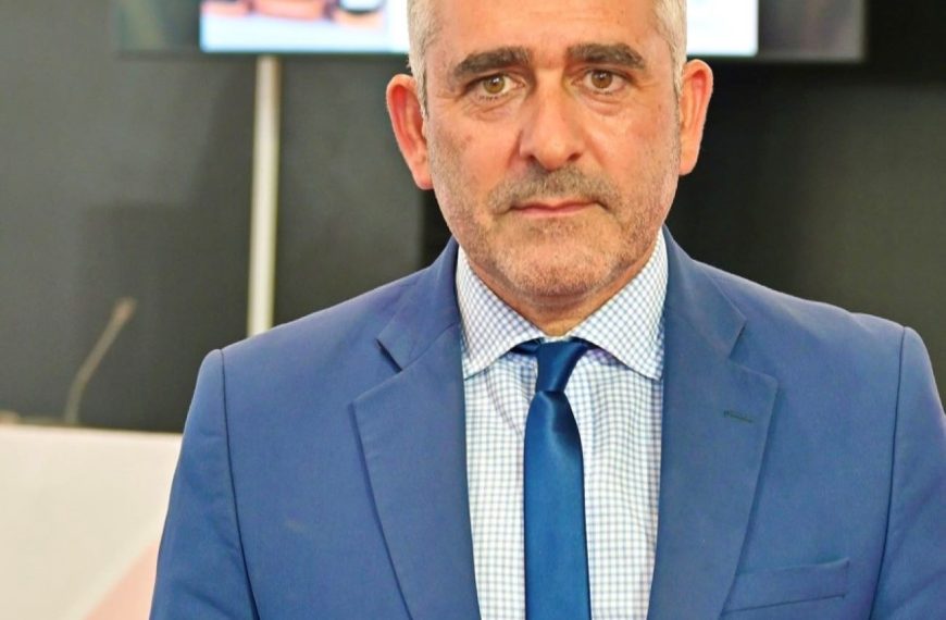  Ιωάννης Δαβερώνης / Υπολειτουργία μονάδων εστίασης και ξενοδοχείων λόγω έλλειψης προσωπικού