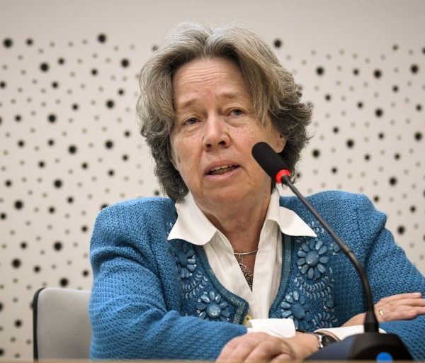 Λινού σε Κασσελάκη: Δεν παραδίδω την έδρα -Συμμετέχετε στις συκοφαντίες&hellip;