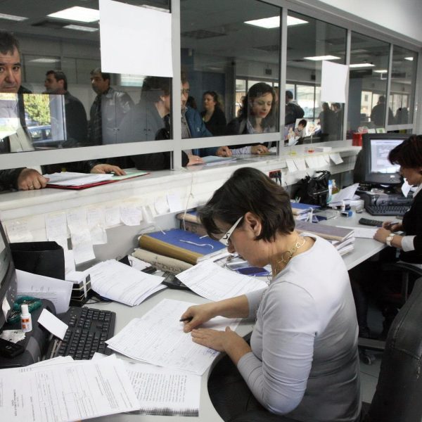 Οι πολίτες αξιολογούν το Δημόσιο: Η ηλεκτρονική πλατφόρμα ενεργοποιείται μέσα στην εβδομάδα