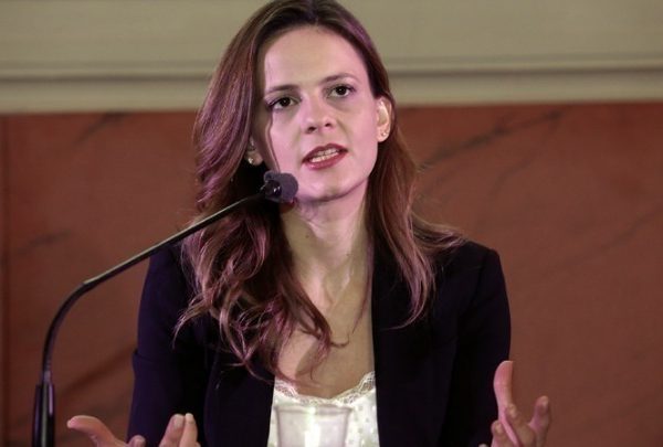 Αχτσιόγλου: Ο ΣΥΡΙΖΑ πρέπει ο ίδιος να διαμορφώσει ξανά τον πολιτικό και&hellip;