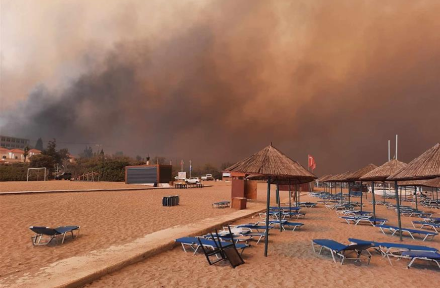 Η (κάθε) κυβέρνηση έχει την καθολική ευθύνη για…