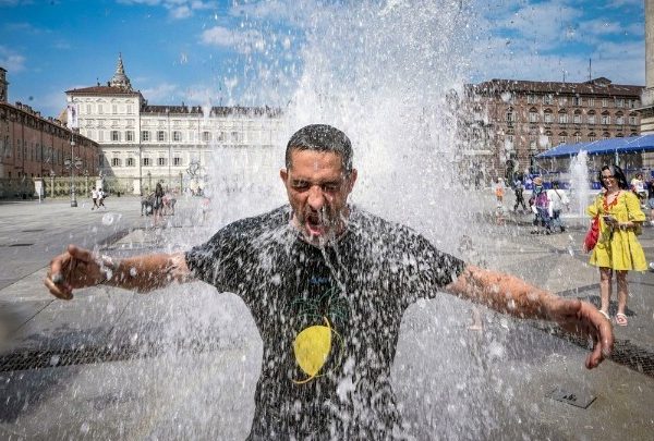 Πρωτοφανής καύσωνας πλήττει το βόρειο ημισφαίριο