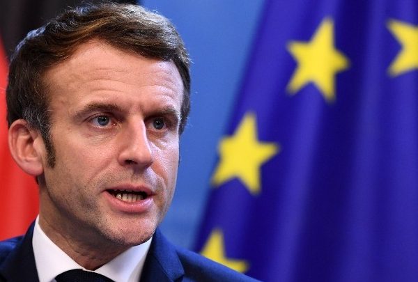 Μακρόν: Πρέπει να προστατεύσουμε καλύτερα τα κοινά σύνορα της Ευρώπης