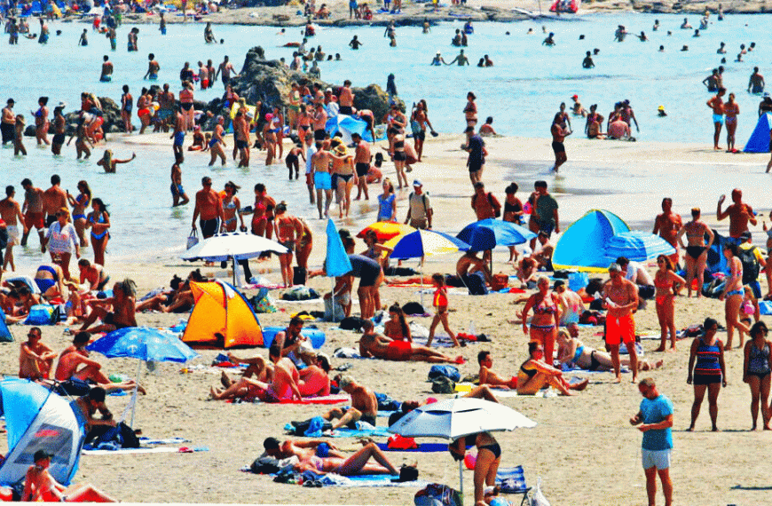 Αρθρο των Αλέξη Χαρίτση και Πέτρου Κόκκαλη: Ανάγκη για ένα βιώσιμο μοντέλο τουρισμού